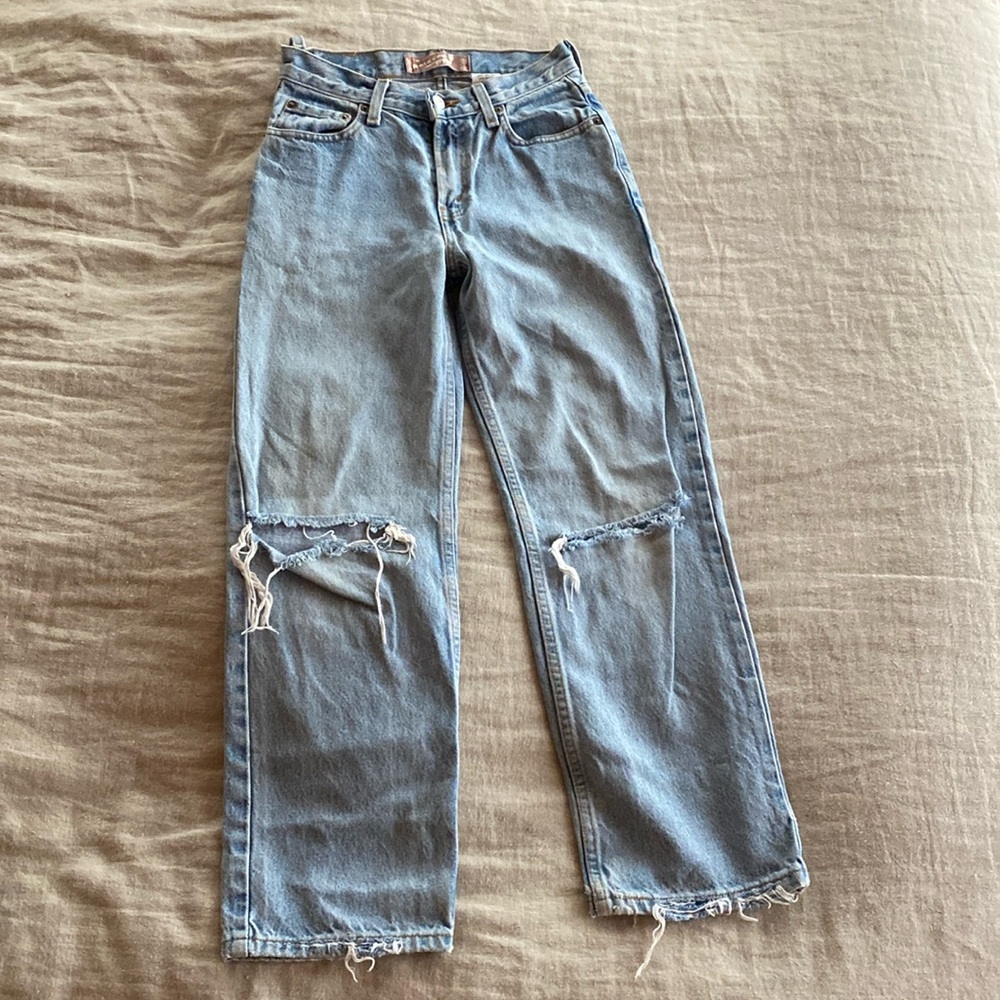 Vintage Distressed Levi’s 550 Jeans